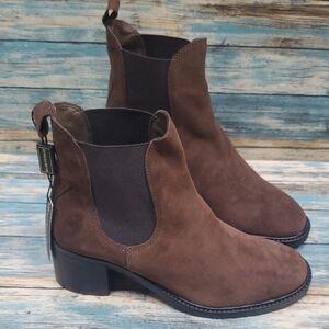 Elegant Brown Ankle Booties By Avellini Itakiab